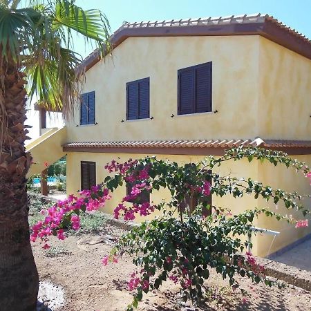 Appartamento In Splendido E Riservato Villaggio, Marina Di Tertenìa Dış mekan fotoğraf