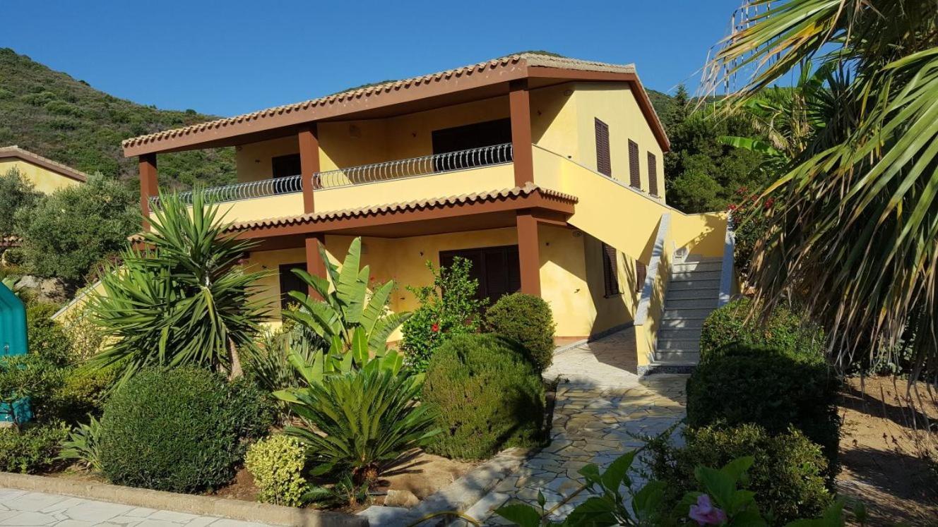 Appartamento In Splendido E Riservato Villaggio, Marina Di Tertenìa Dış mekan fotoğraf