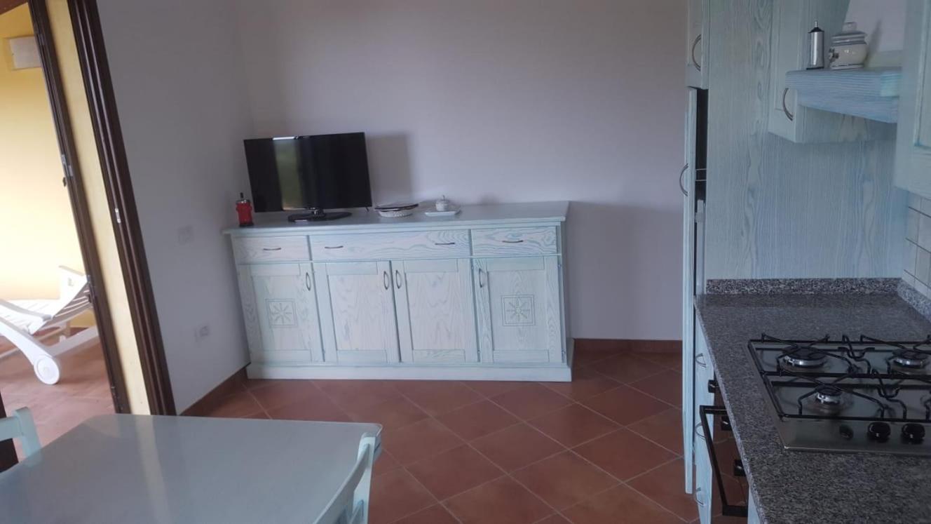 Appartamento In Splendido E Riservato Villaggio, Marina Di Tertenìa Dış mekan fotoğraf